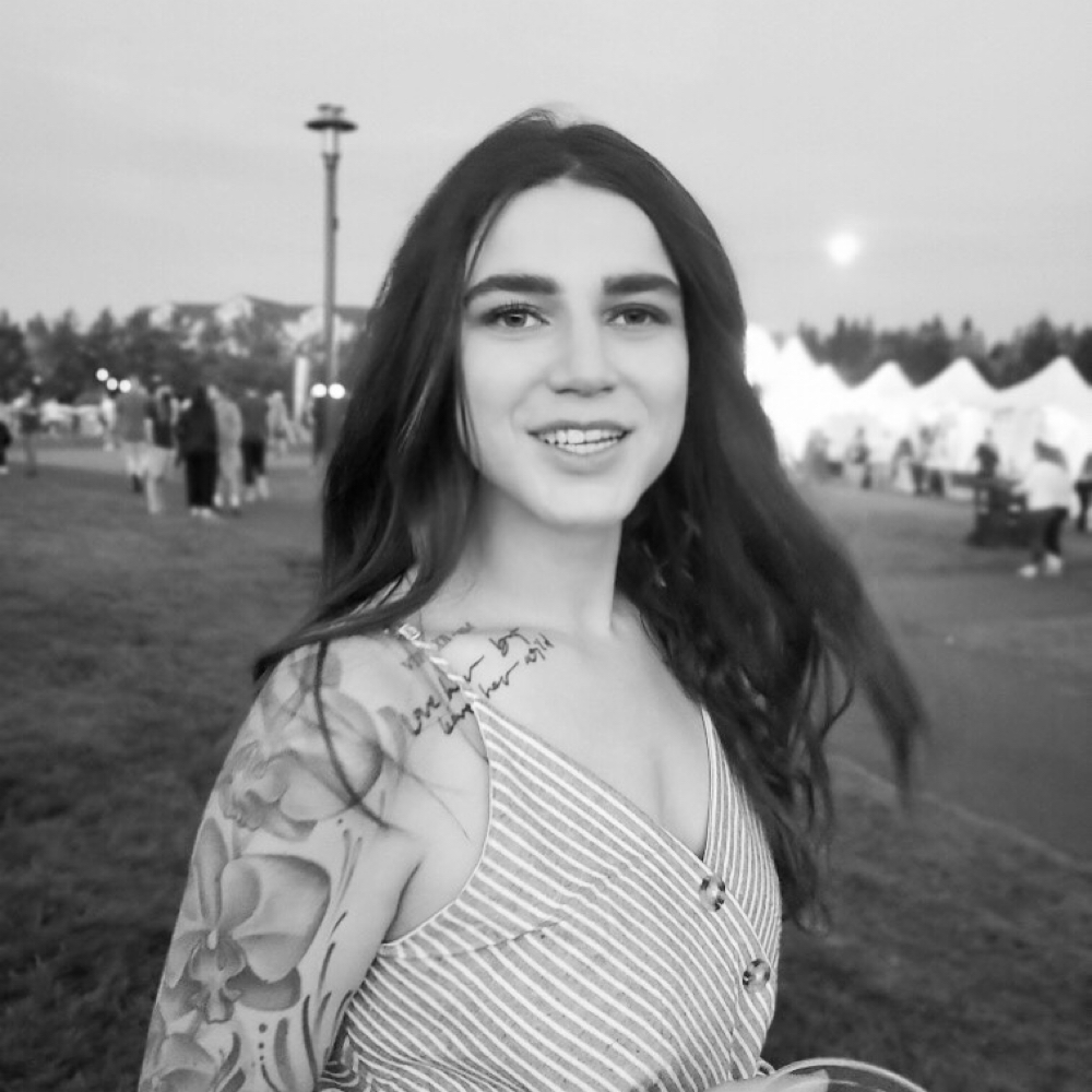 Jessie Willis at Desert Rose Salon CO. in La Pine, OR