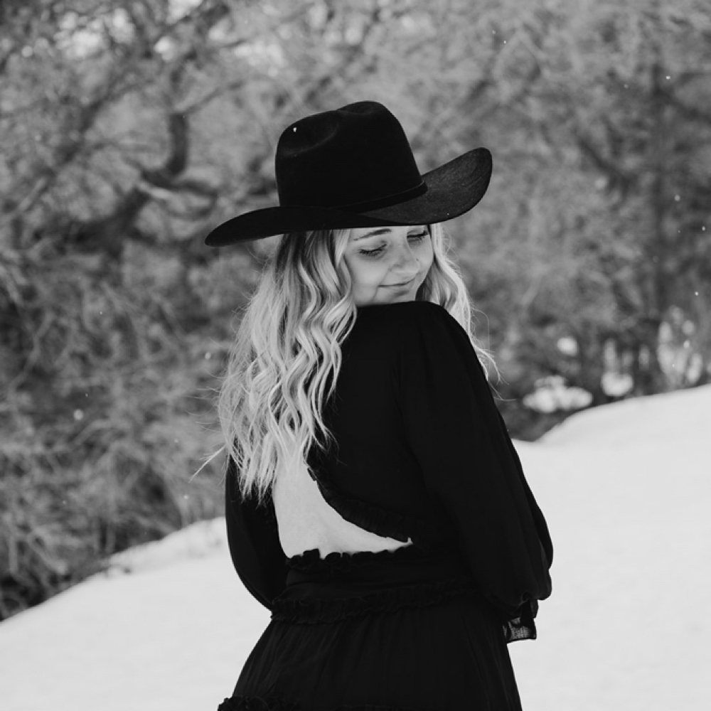 Abigail Thatcher at Ivory Salon + Suites in South Jordan, UT