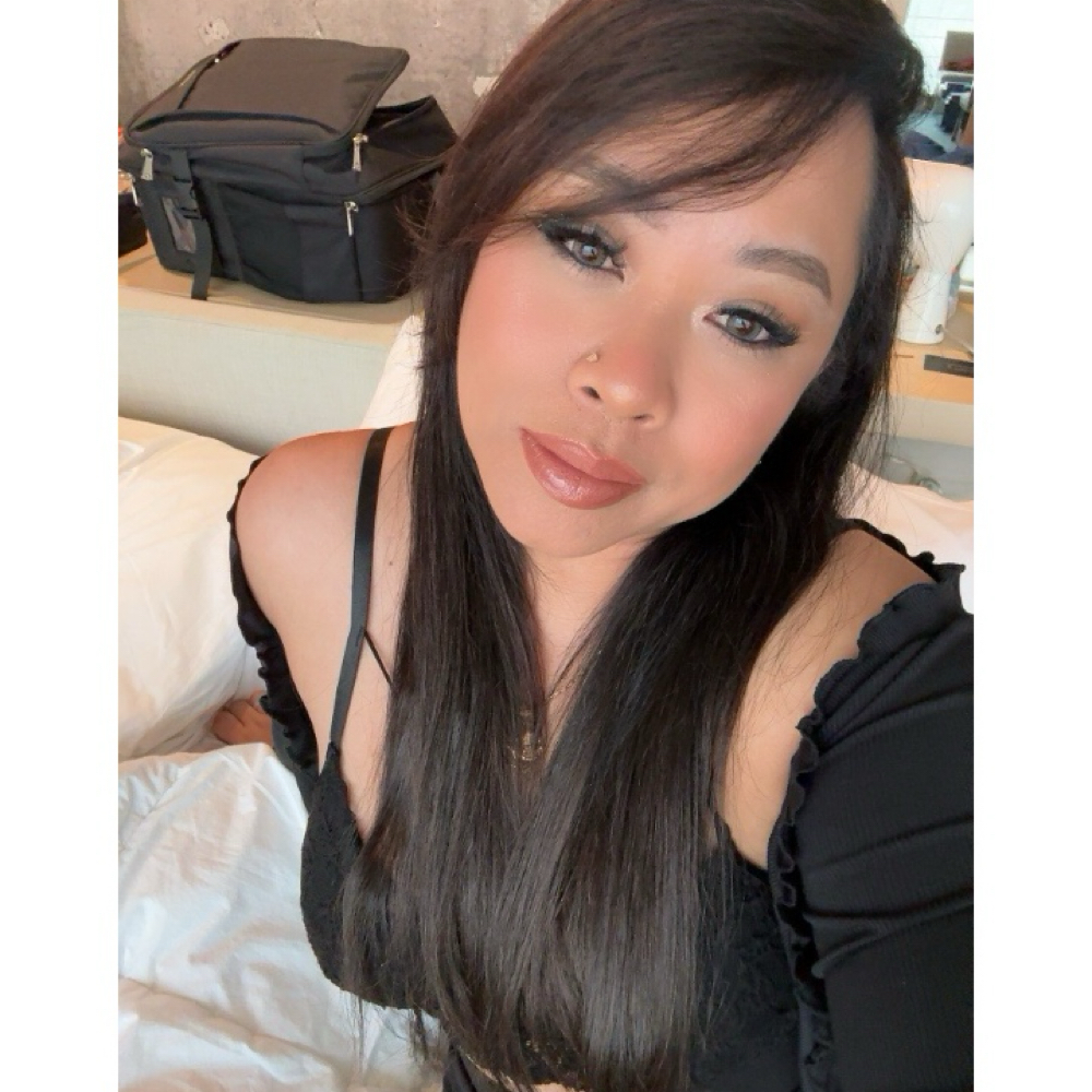 Lynn Paez at Goddess Glo by Lynn LLC in Oxnard, CA