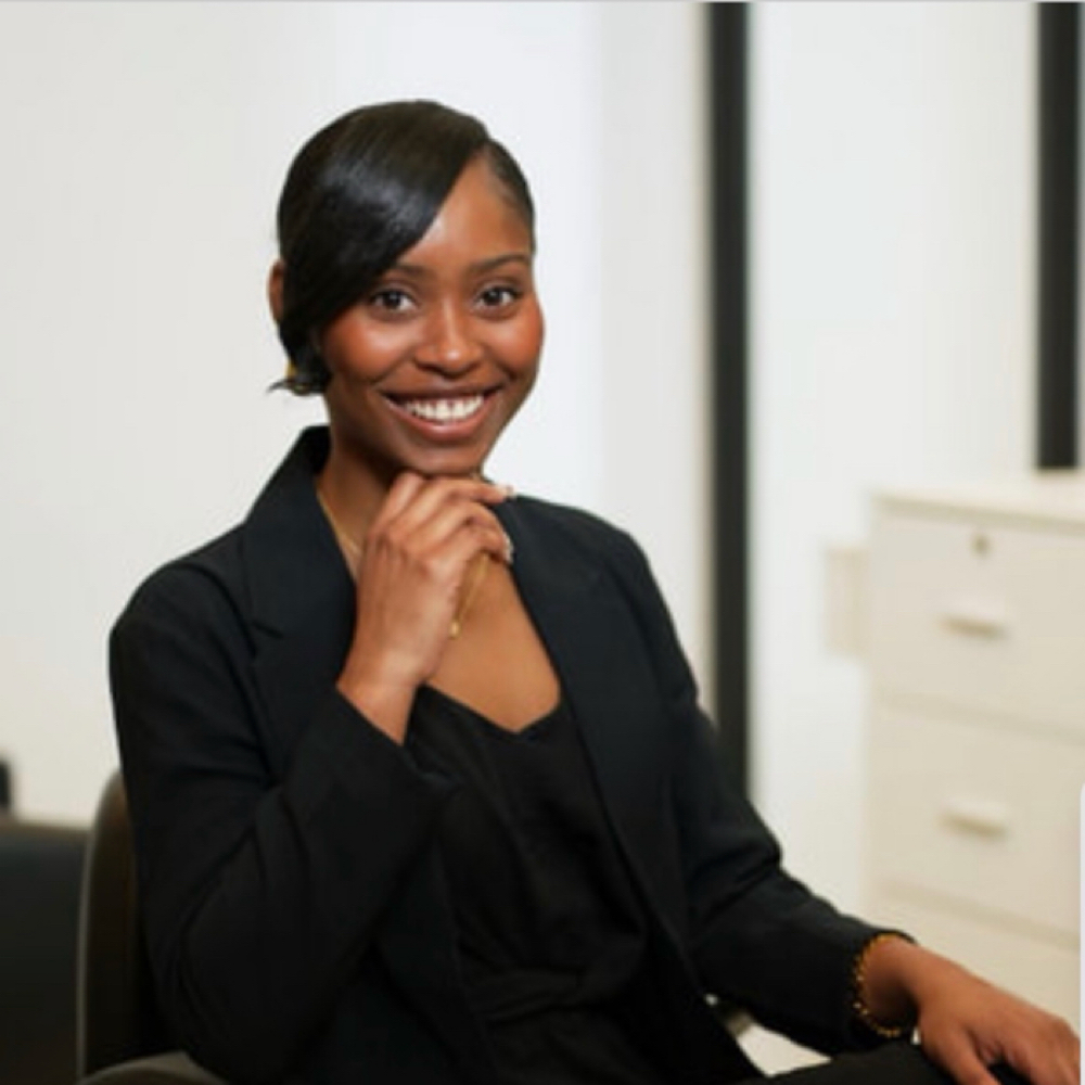 Aqueelah EL-Amin Smith at Oblige Salon LLC in San Antonio, TX