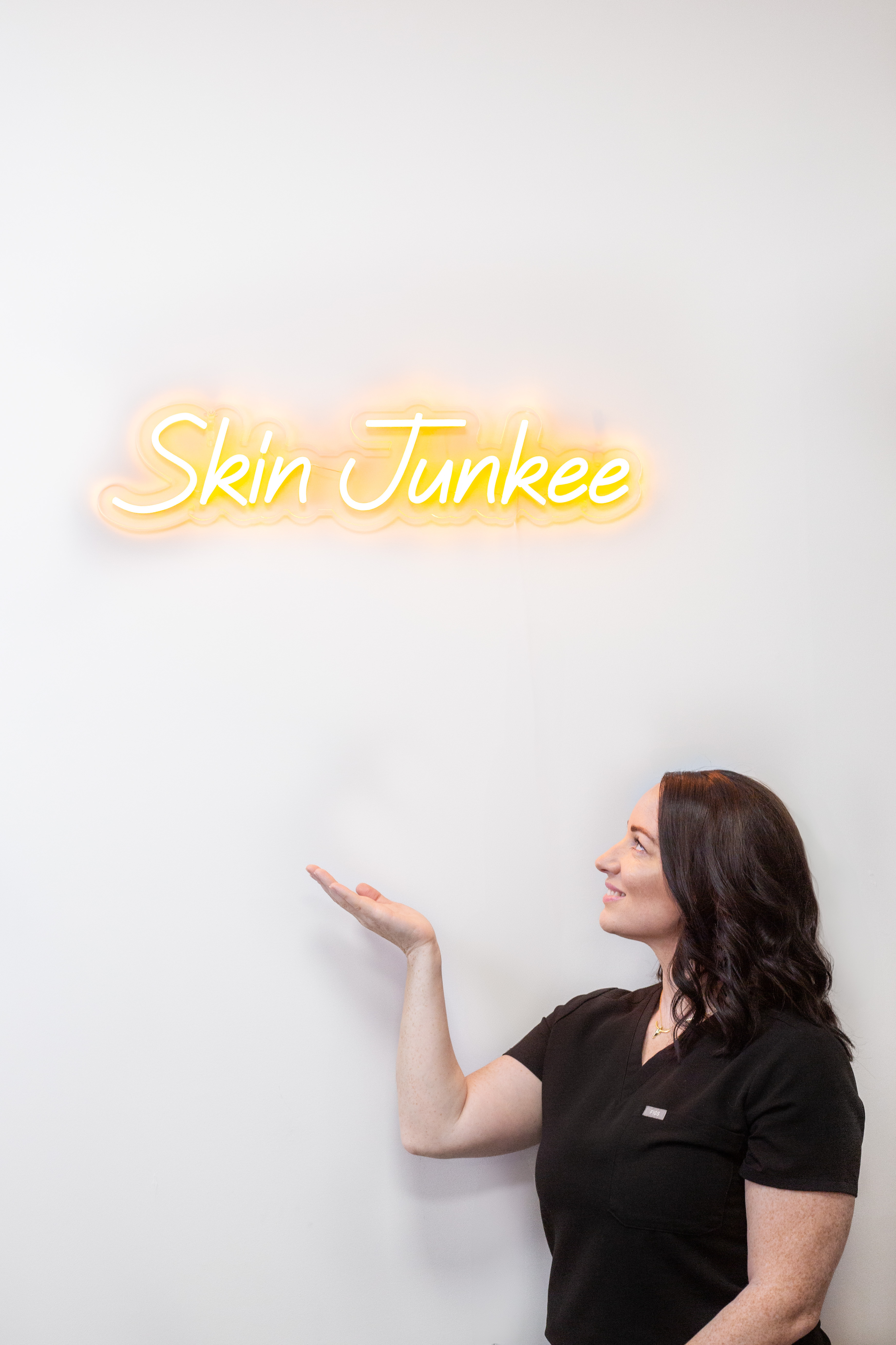Skin Junkee Desk