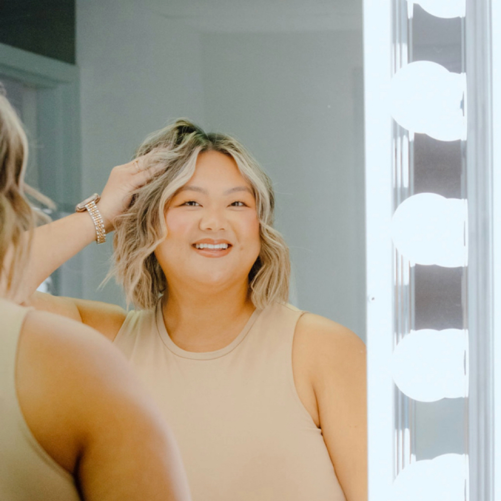cynthia vang at luna & flor salon in buford, GA