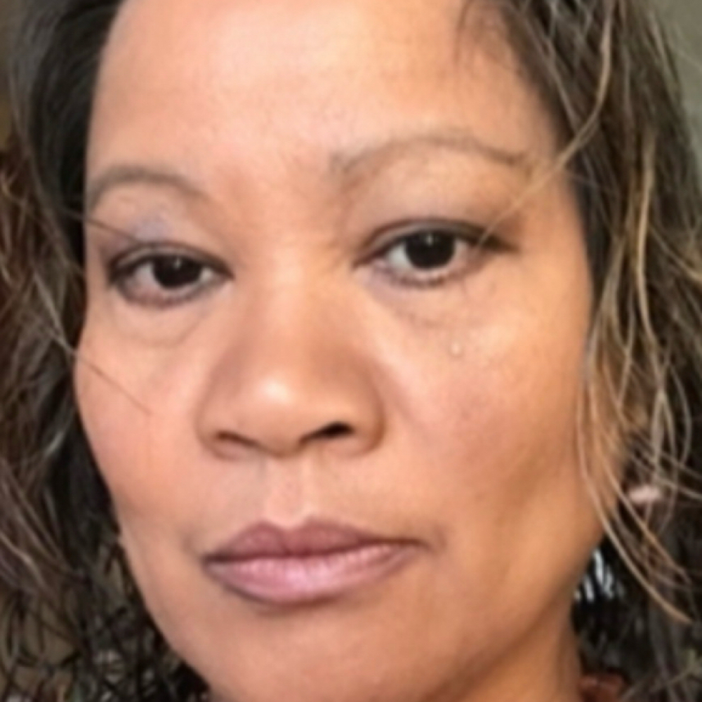 Sandy Gadsden at Bello Muse Holistic Beauty in Culpeper, VA