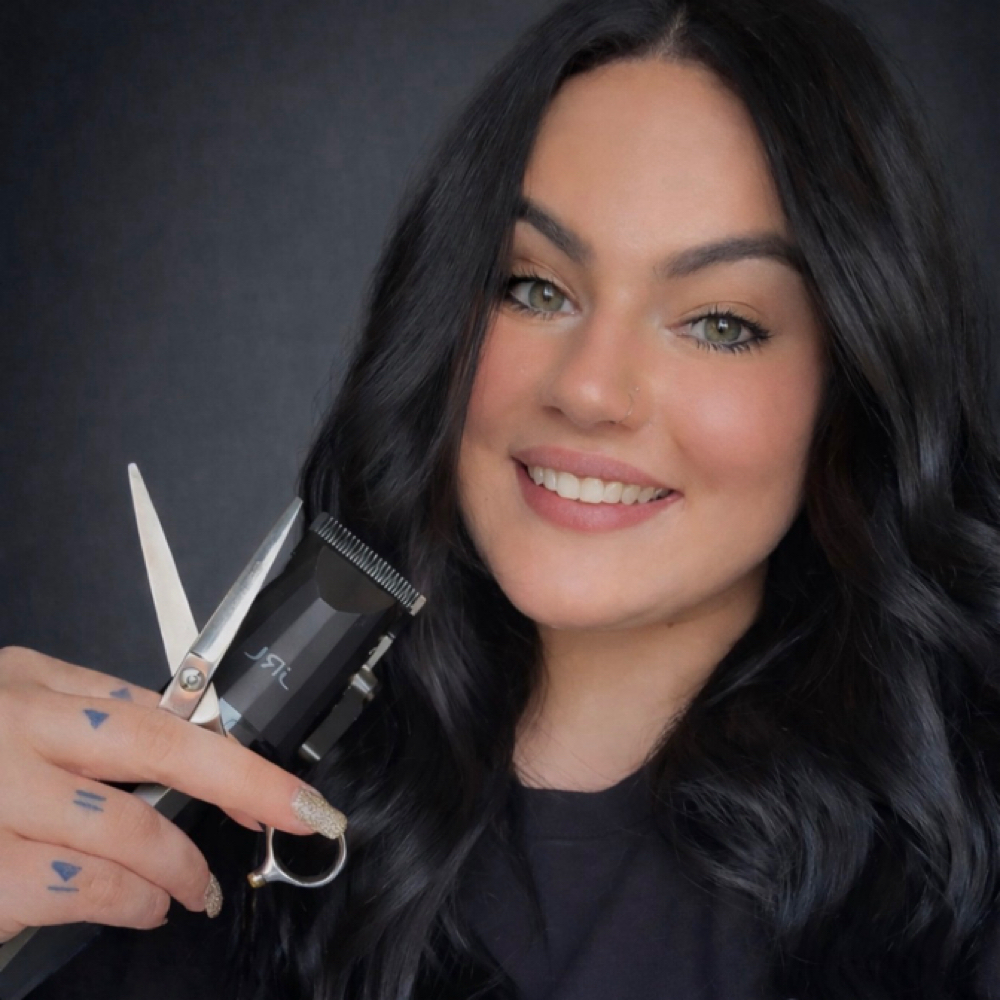 Makenna Thomas at Pretzel city barbershop in Freeport, IL