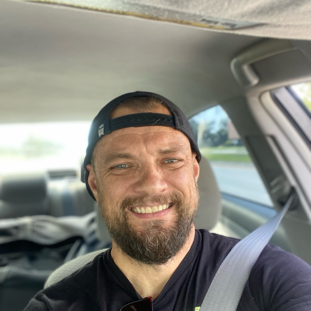 Maxim Lyashenko at Organic Massage,  LLC in Venice, FL