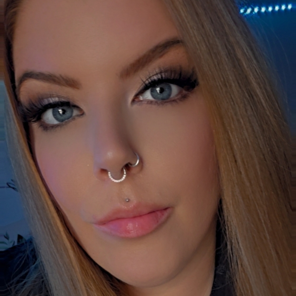 Brandi Morris at Tips&Clips Hair&Nails in lincoln park, MI