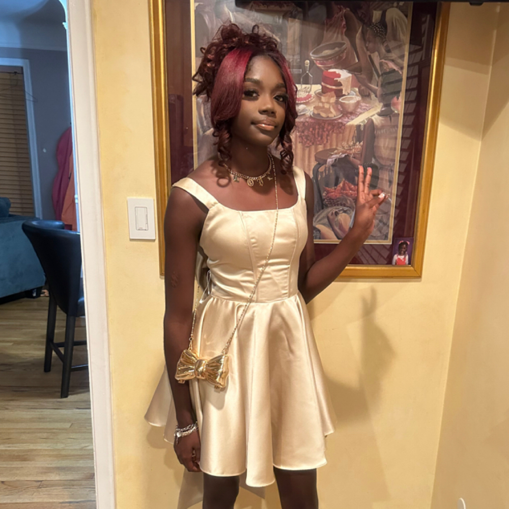 Dior Nelson at Beautifully Made Beauty Bar in Redford, MI