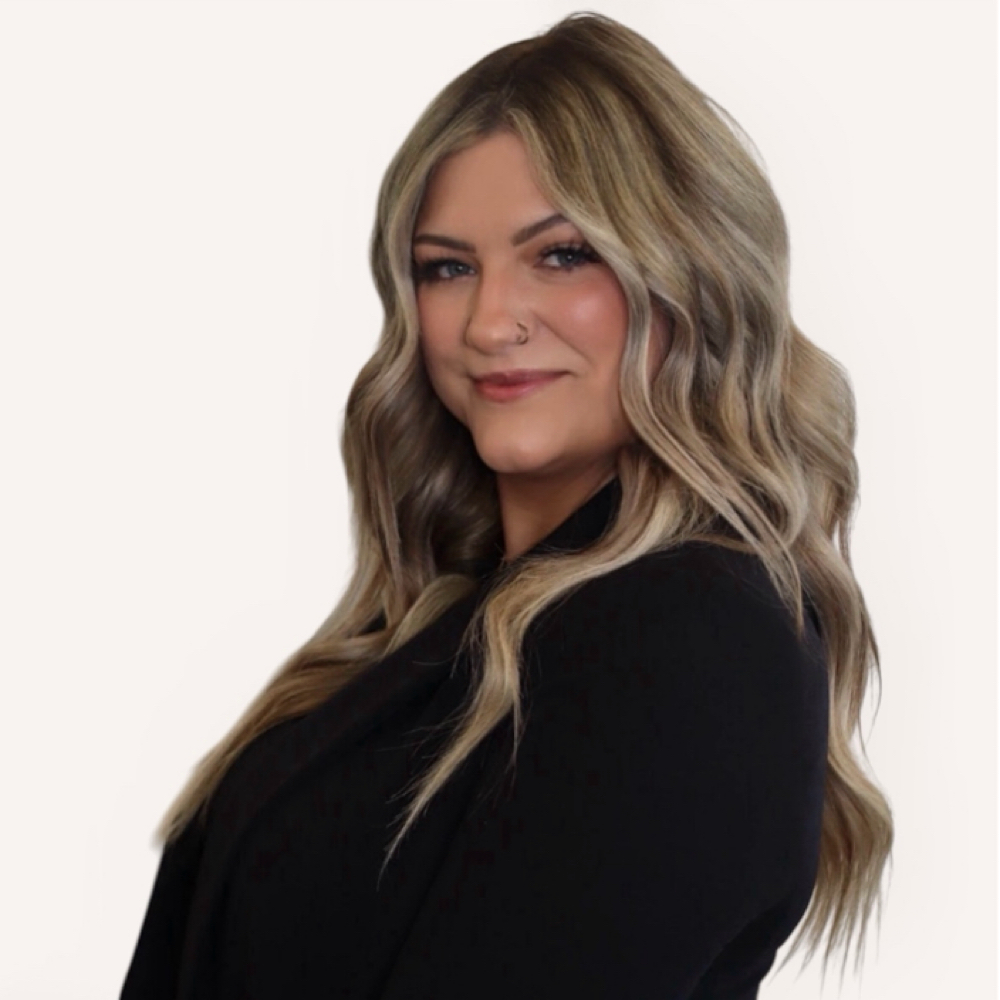 Maria Pappas Loberger at Black Rose Beauty Studio in Oregon City, OR