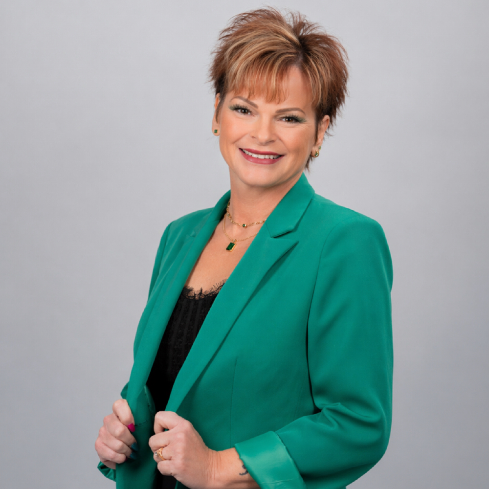 Shelly Michael at ROOTS and more in Moses Lake, WA