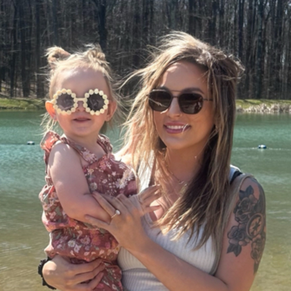 Amber Newsome at Small Town Salon in Bruceton Mills, WV