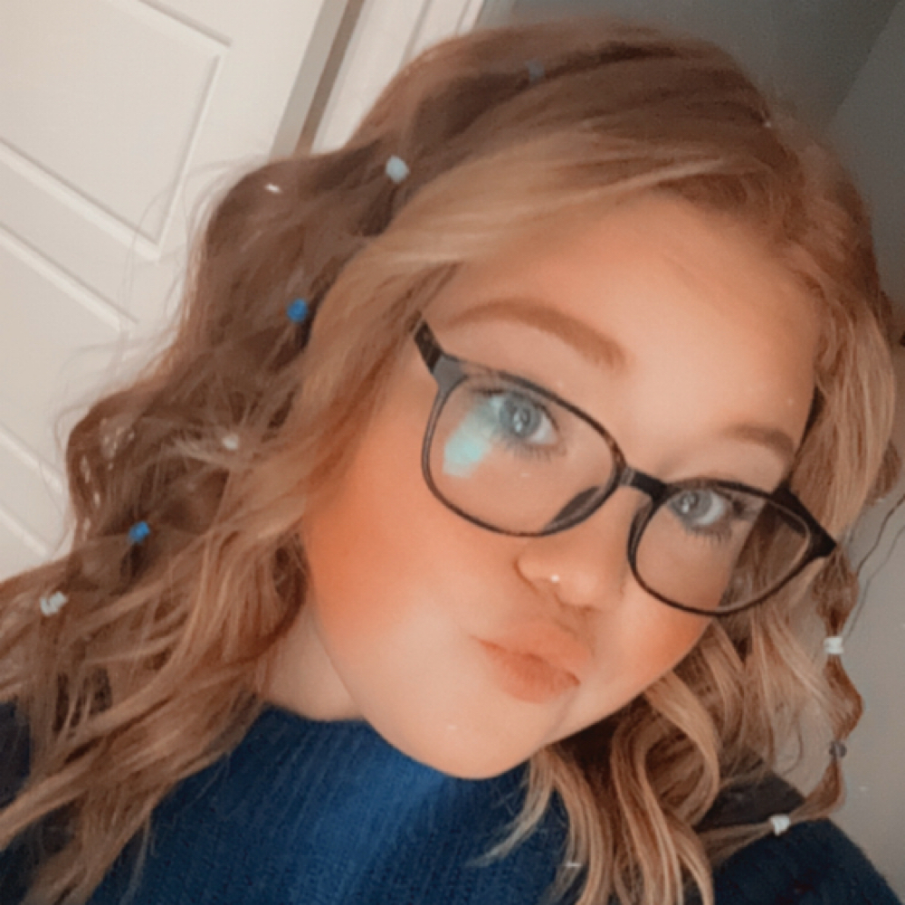 Anna Taylor at Main Street Beauty Bar in Jefferson City, TN