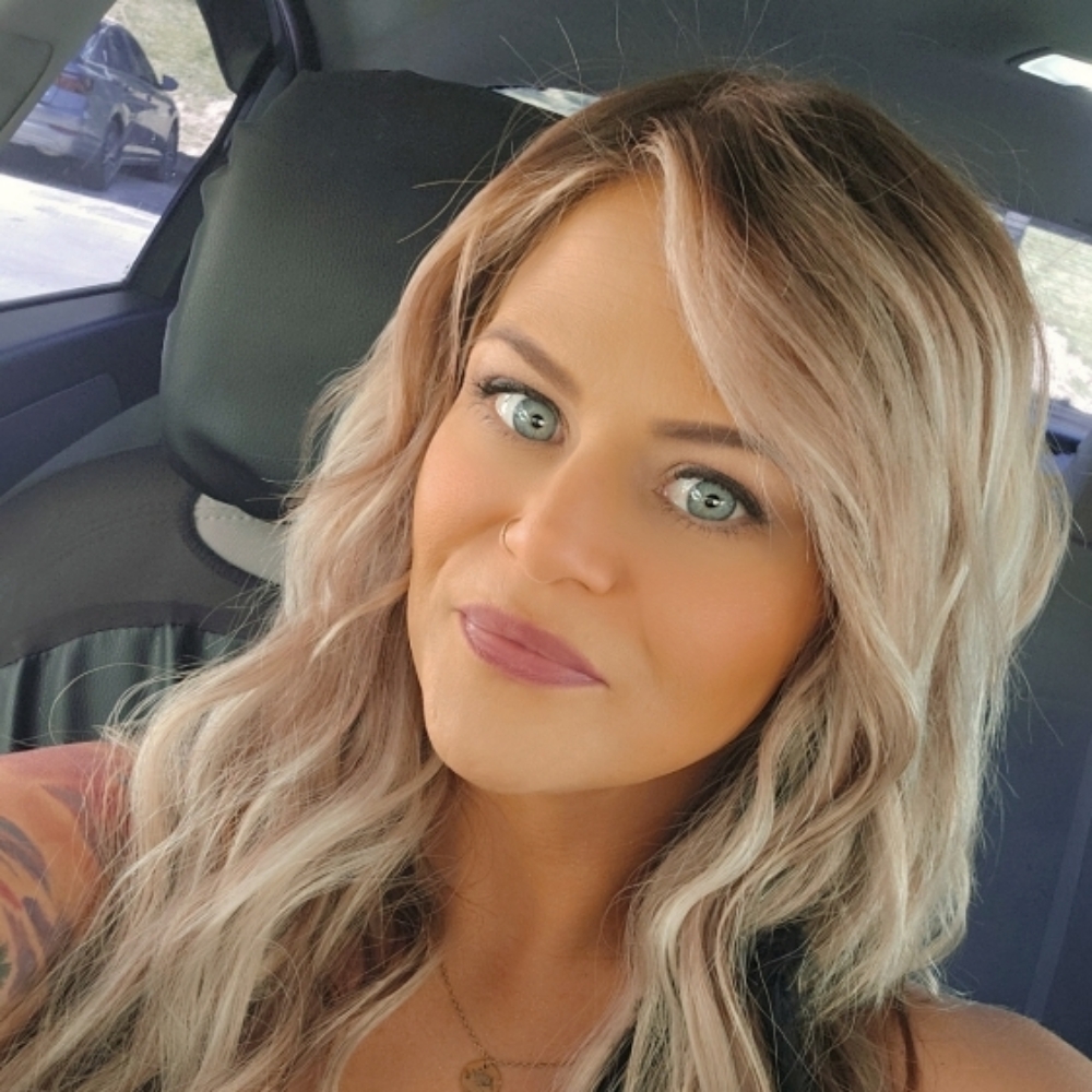 Vanessa Stephan at Desert Rose Beauty in Ogden, UT