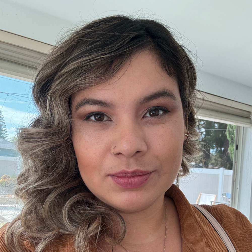 Mayra Sunshine at Vanity Salon in Redondo Beach, CA