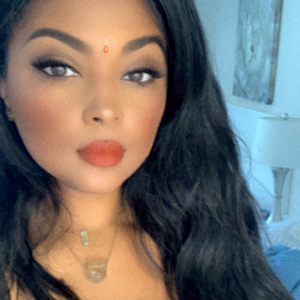 Betsy Baez at Bella Divine Beauty in Billerica, MA