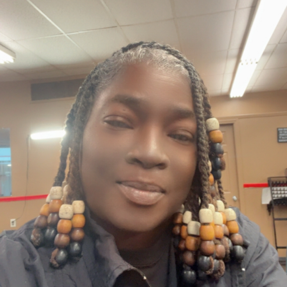 Charea Frazier at The Loc Shop LLC in Mishawaka, IN