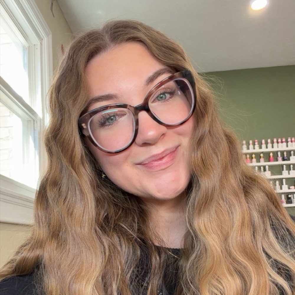 Bria Donovan at Mad Hatter Nail Boutique in Moon Township, PA