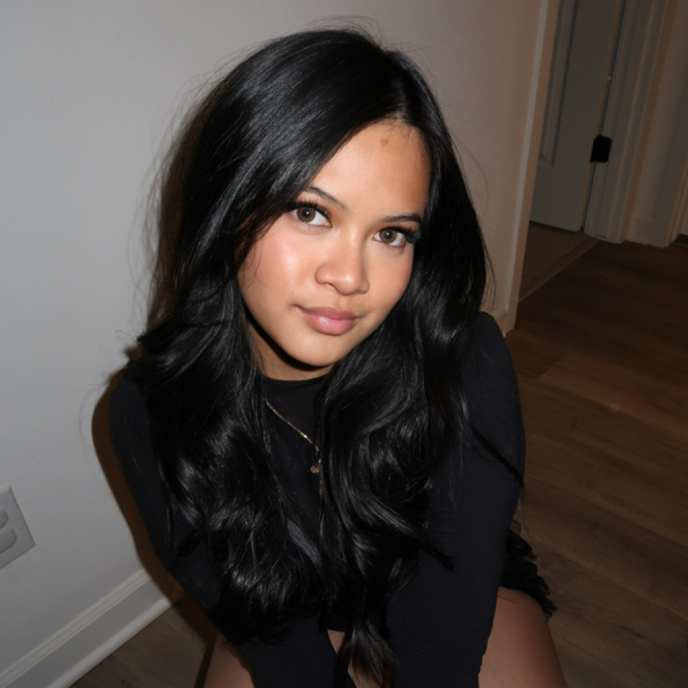 Jaylene Millanes at Japaneseheadspaaz in Scottsdale, AZ