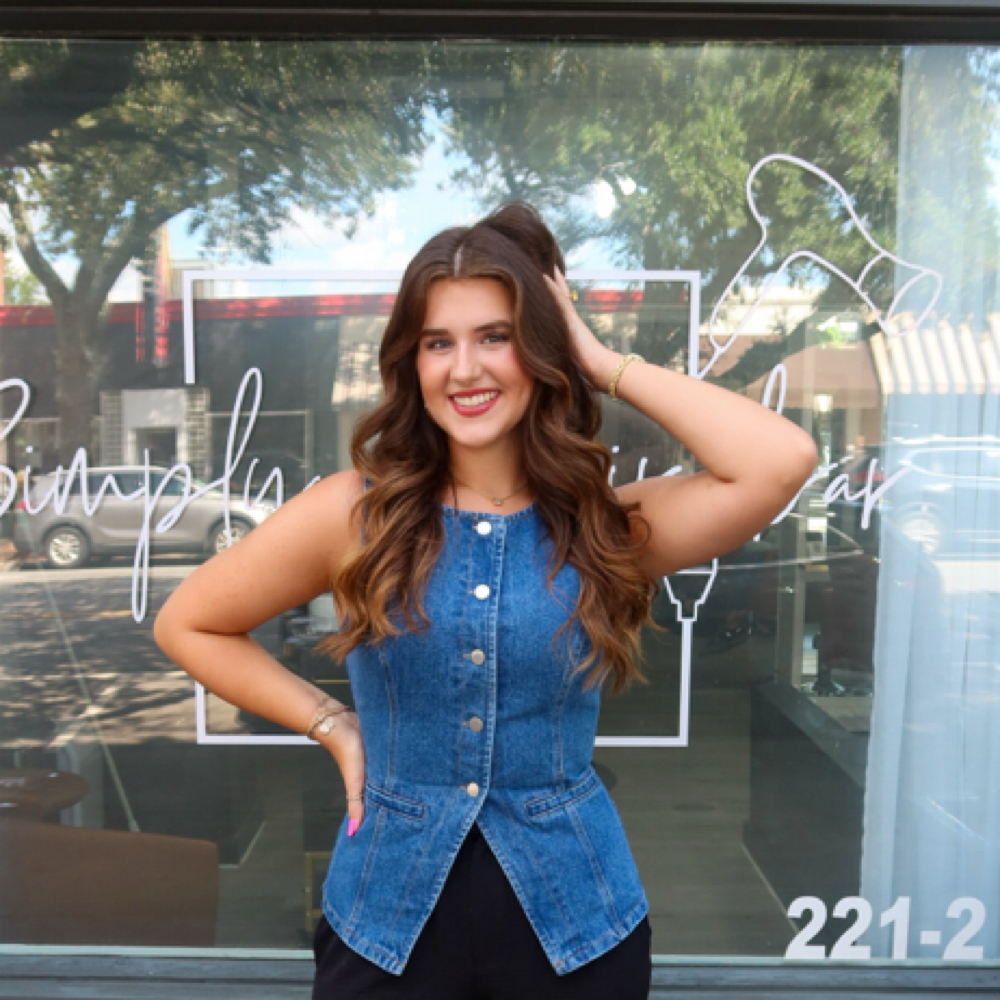Lexie Hillegass at Simply A Hair Bar & Spa in Shelby, NC