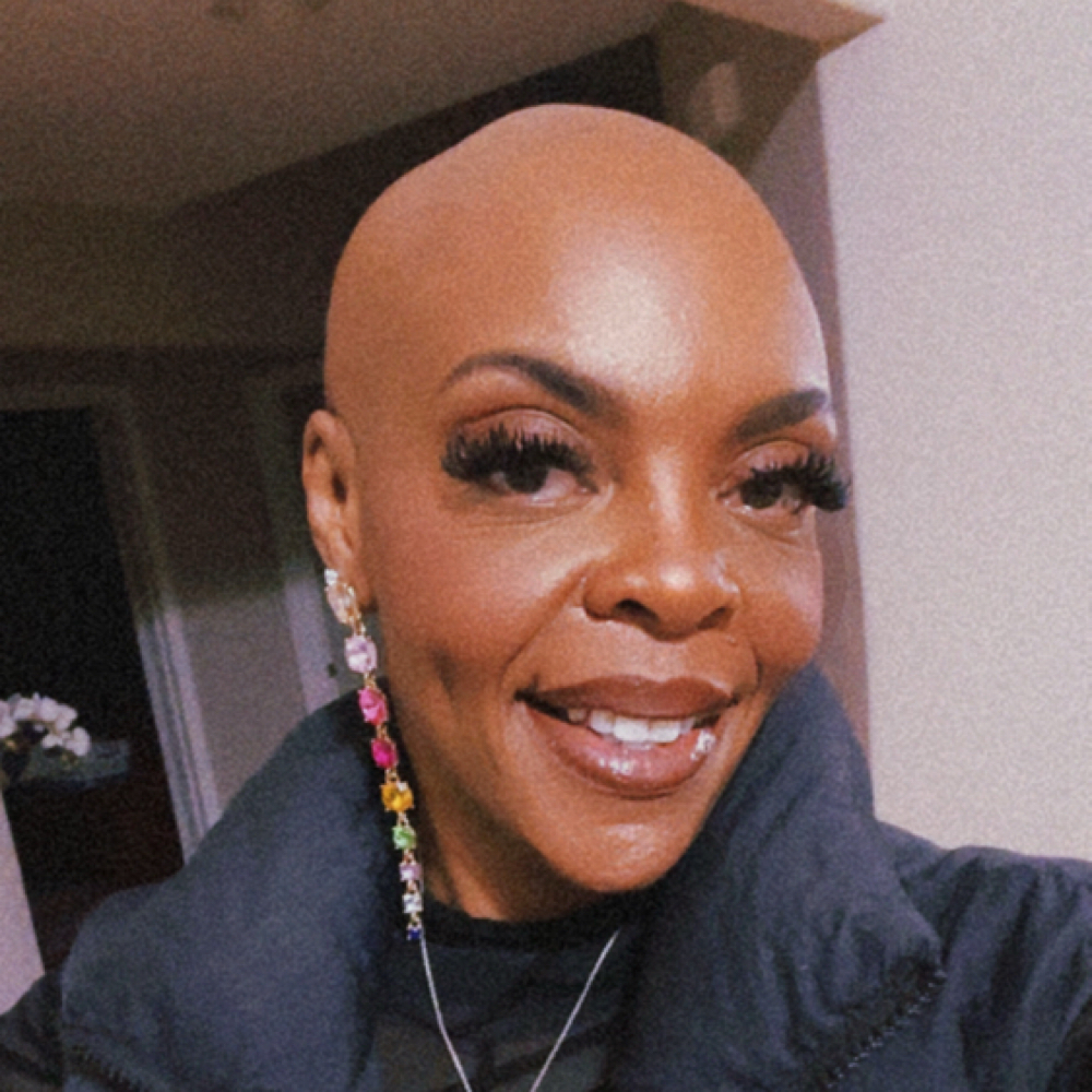 Kiana Moore at Spin~ur~Chair in Houston, TX