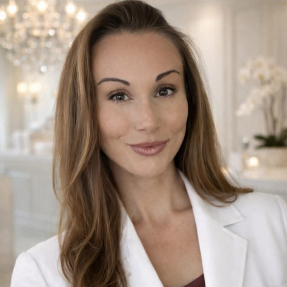 Jonelle C at Custom Claws Beauty Spa in New Port Richey, FL