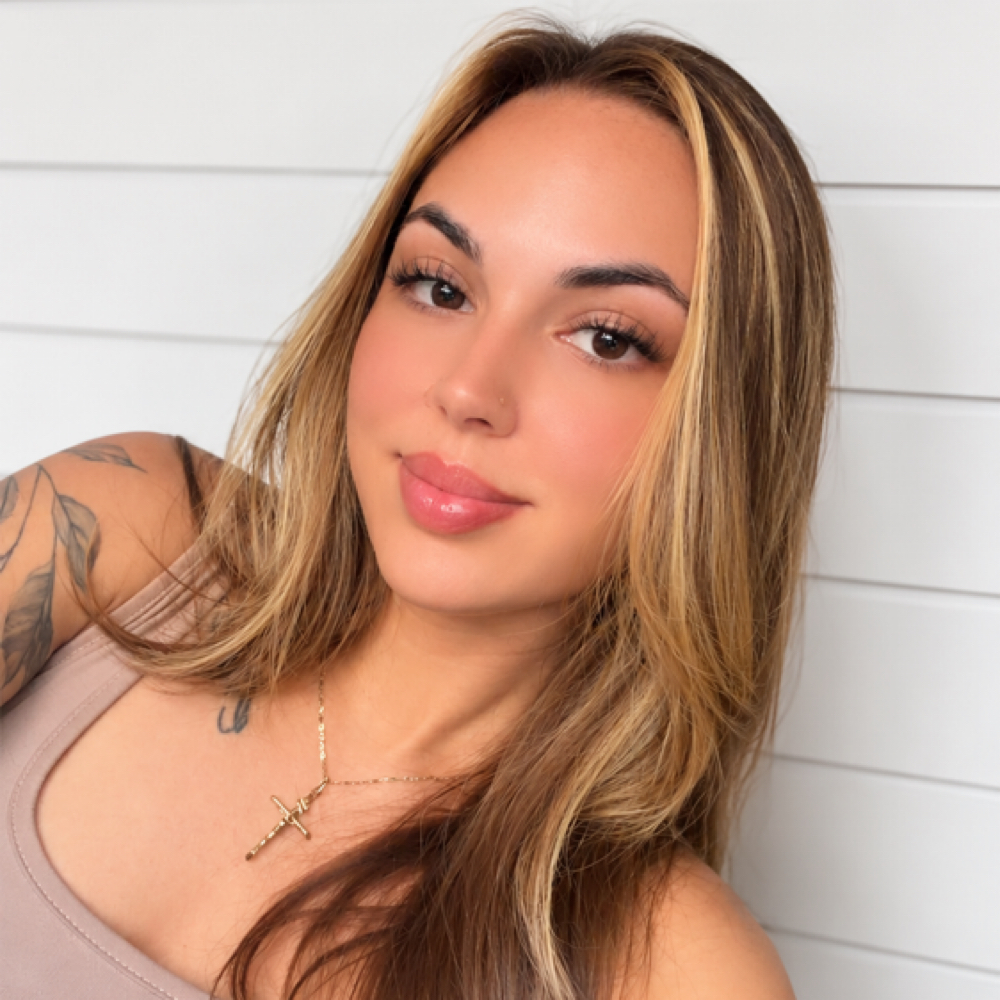 Jordan Wax specialist at The chic Nail House in Brooksville, FL