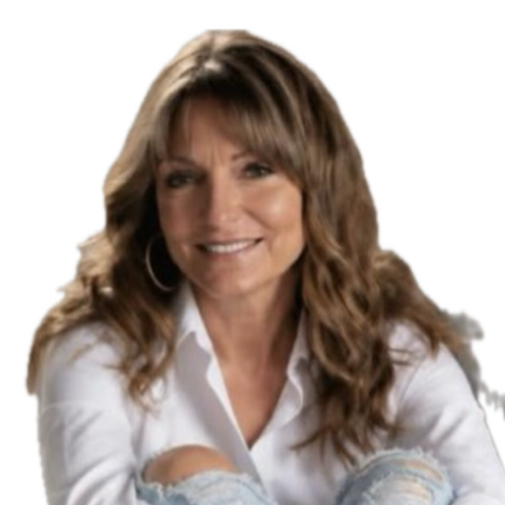 Cheryl Fineman at Vanity Studio LLC in Lake Havasu City, AZ