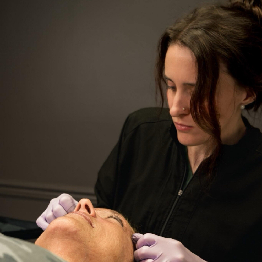 Apprentice Kristen Hamilton at Elysium Cosmetic Tattoo Studio in Knoxville, TN