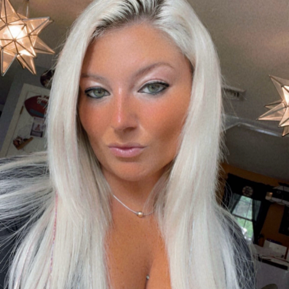 Rebecca Overall at Beach Bronze Tanning in Plymouth, MA