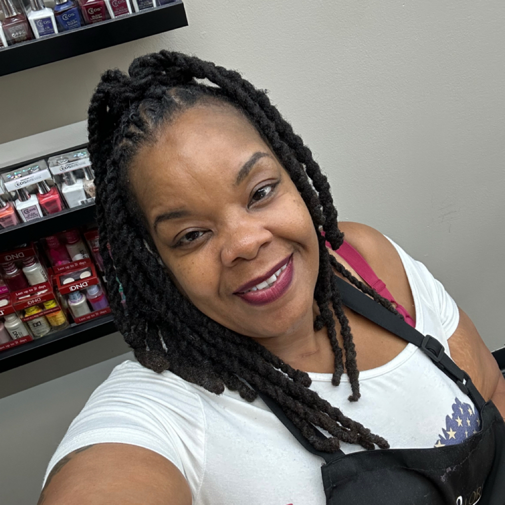 Tam The Celebtech at Vain Galore Salon & Spa in Austell, GA