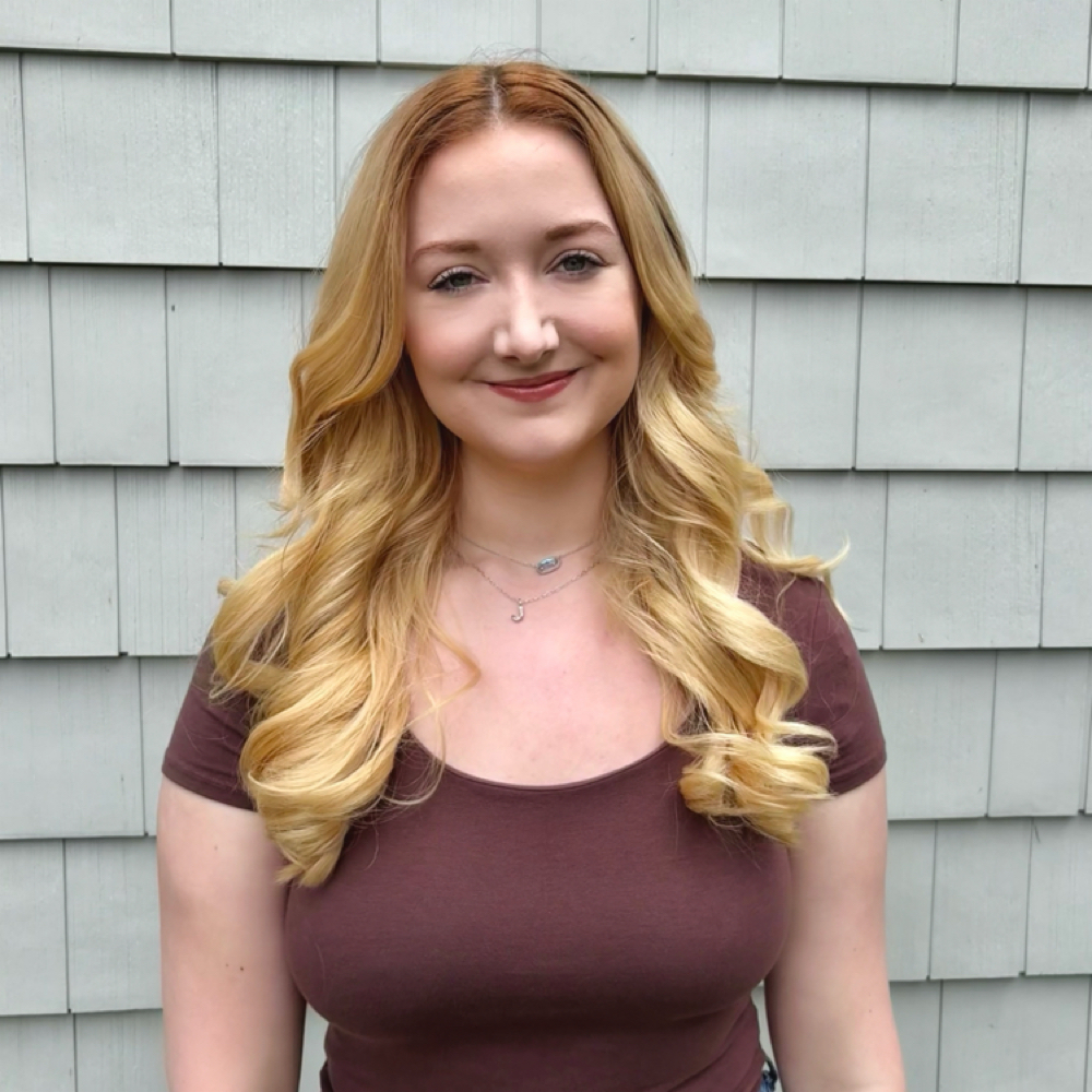 Lyndsey Menard at La La Luxe Salon in Warren, RI