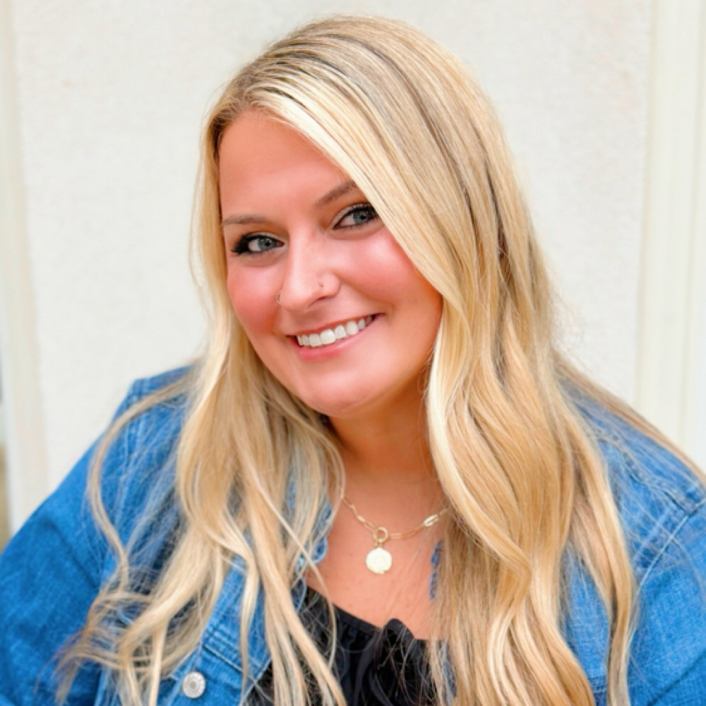 Elizabeth Dowling at Living Color Salon in Beaufort, SC