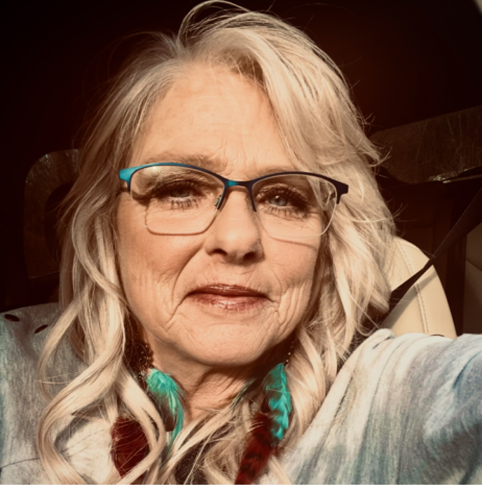Shawna West at Avalon salon & spa in Chillicothe, OH