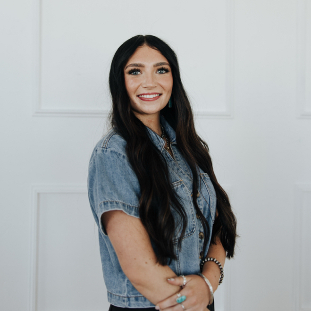 Suri Rhees at Textures Salon in West Haven, UT