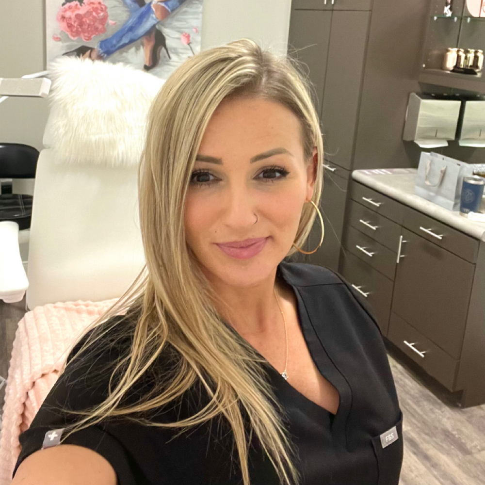 PLATINUM BEAUTY ESTHETICS X FELICITY