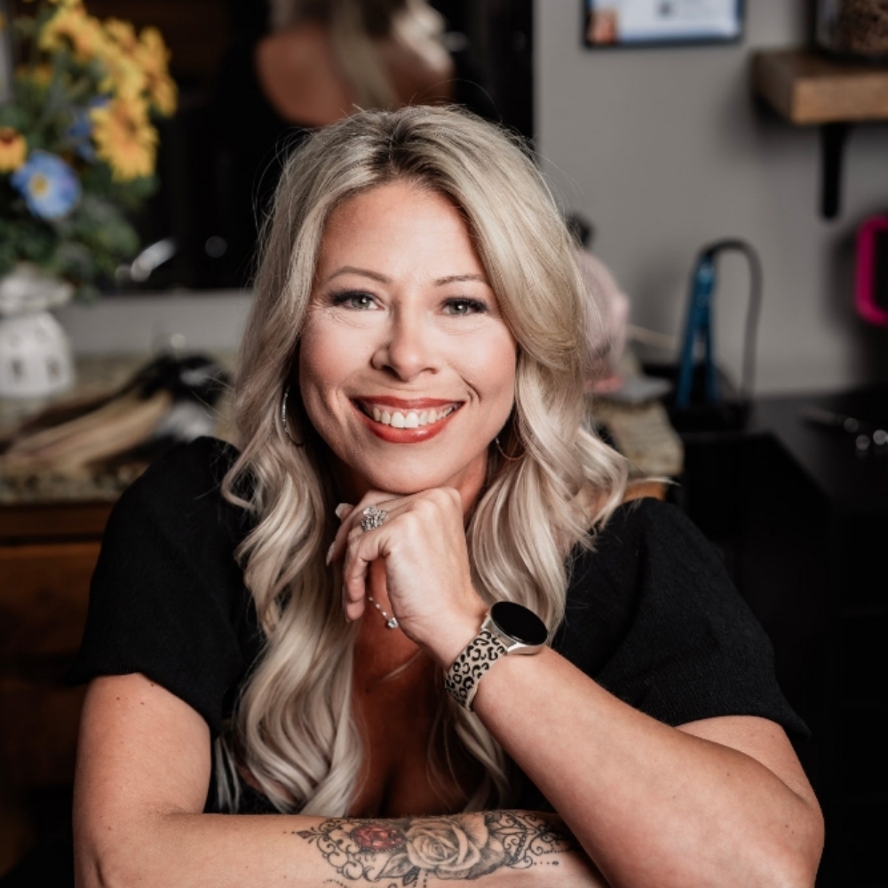 Mandi Stearns at Rustic Beauty in Perryville, MO