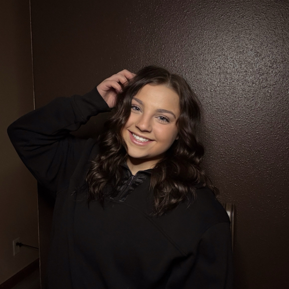 Emma Leach at Vibe Hair Studio in Baldwin City, KS