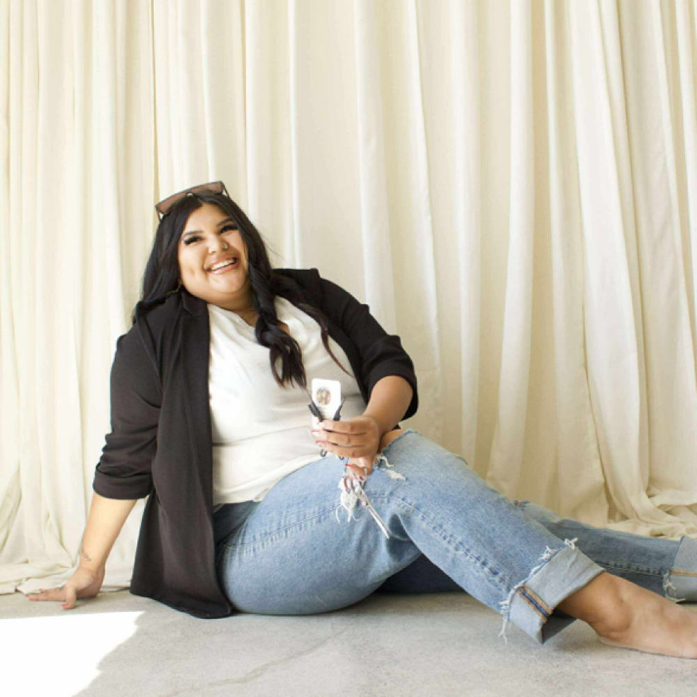 Samantha Bruno at LÕU.KOKO Beauty Lounge in Kelseyville, CA