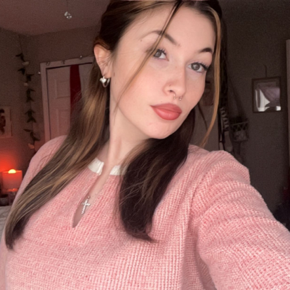 taylor mackenzie at Salon Number 10 in Clermont, FL