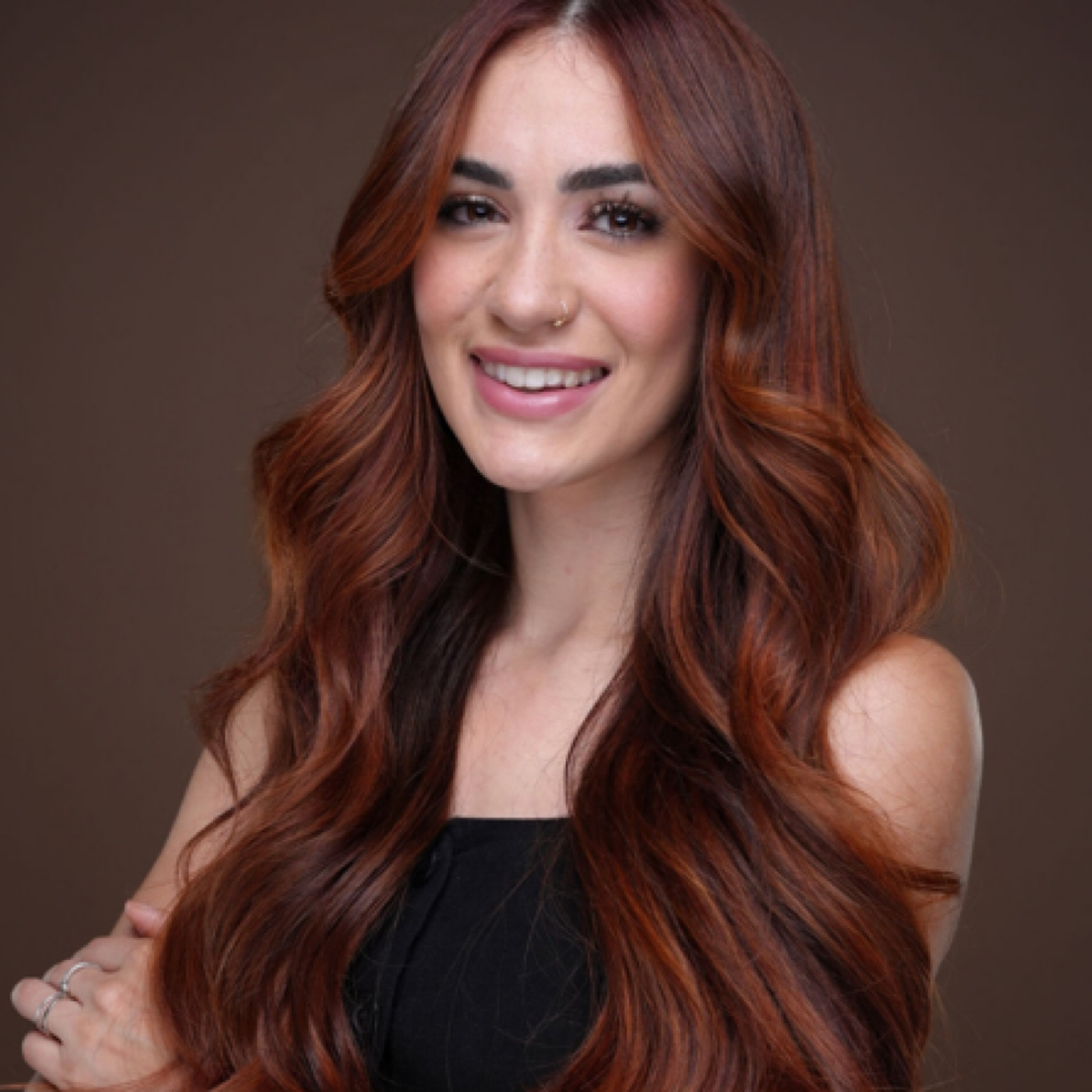 Bruna Camillo at Mane Extension Lounge in Tampa, FL