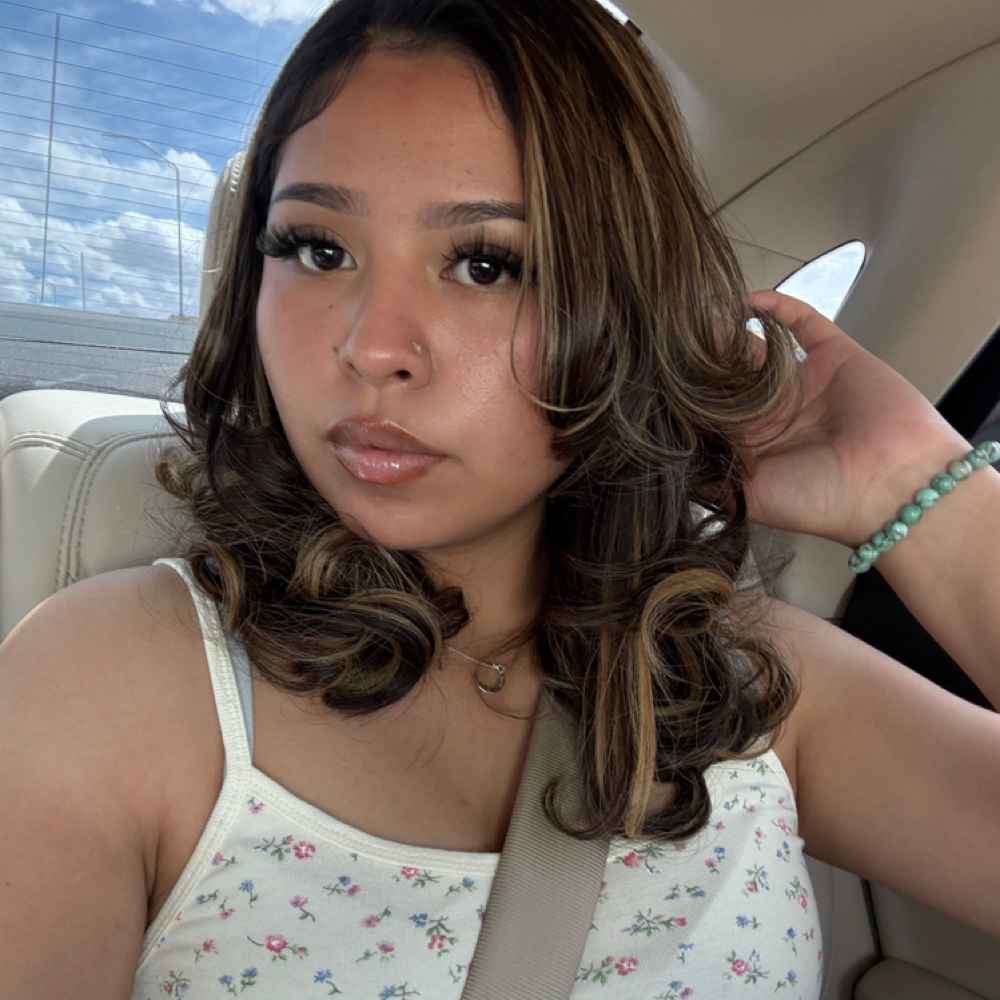 Arianna C at Salon21abq in Albuquerque, NM