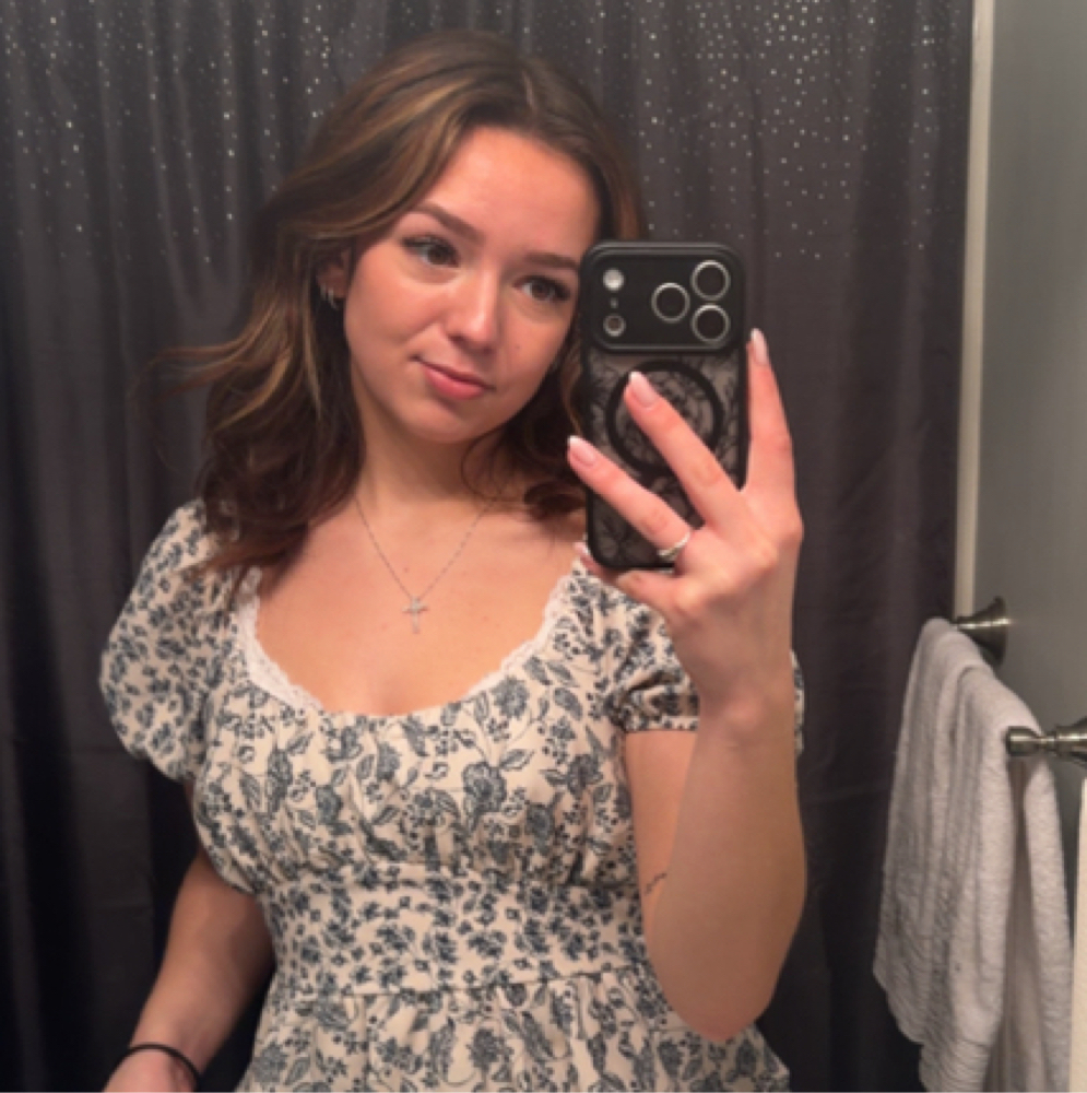 Madeleine Larson at Jenny's Hair and Day Spa in louisville, OH