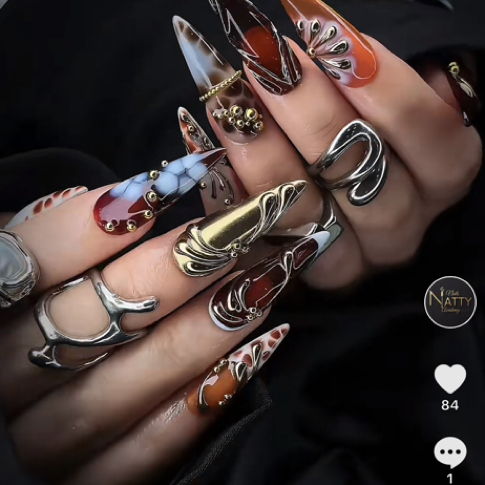 Walk-in In at J&J studio nails spa in Stockton, CA