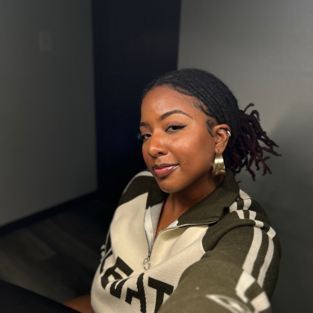 Esthetician- DAVEONA BOWMAN