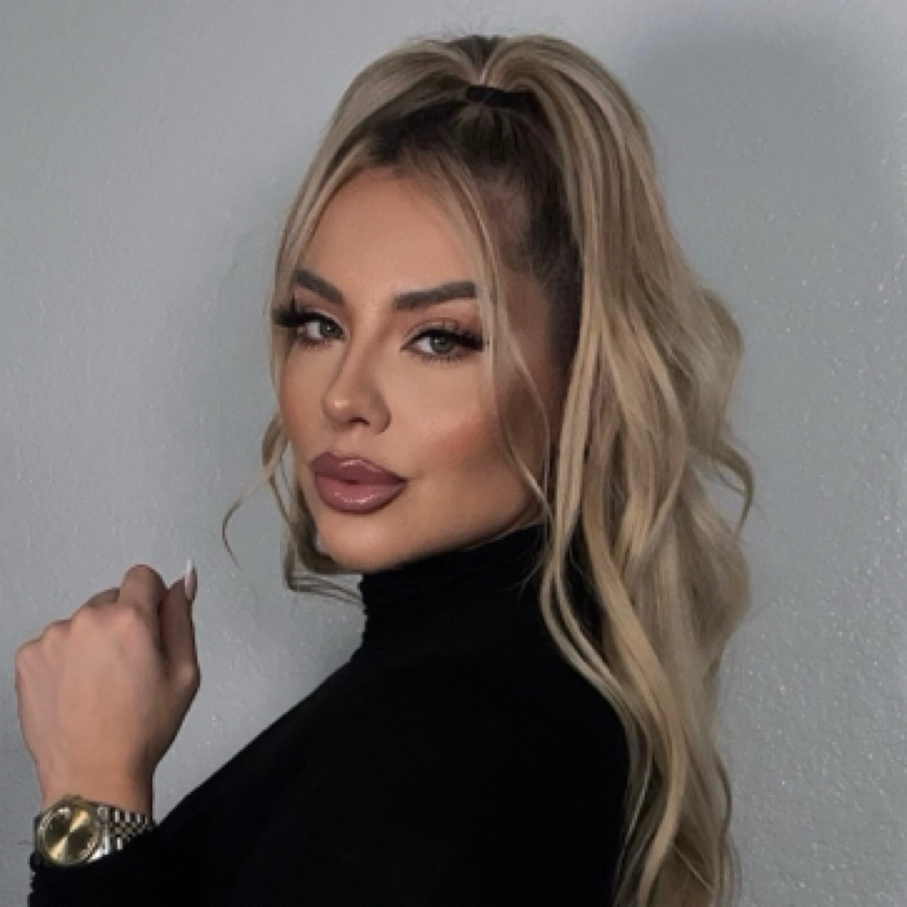 Roxanne Paz at Glow Makeup Studio in Downey, CA