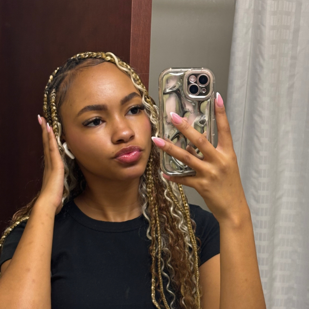 Loren Nail And Pedicure Specialist at Slayed in Spring Hill, FL