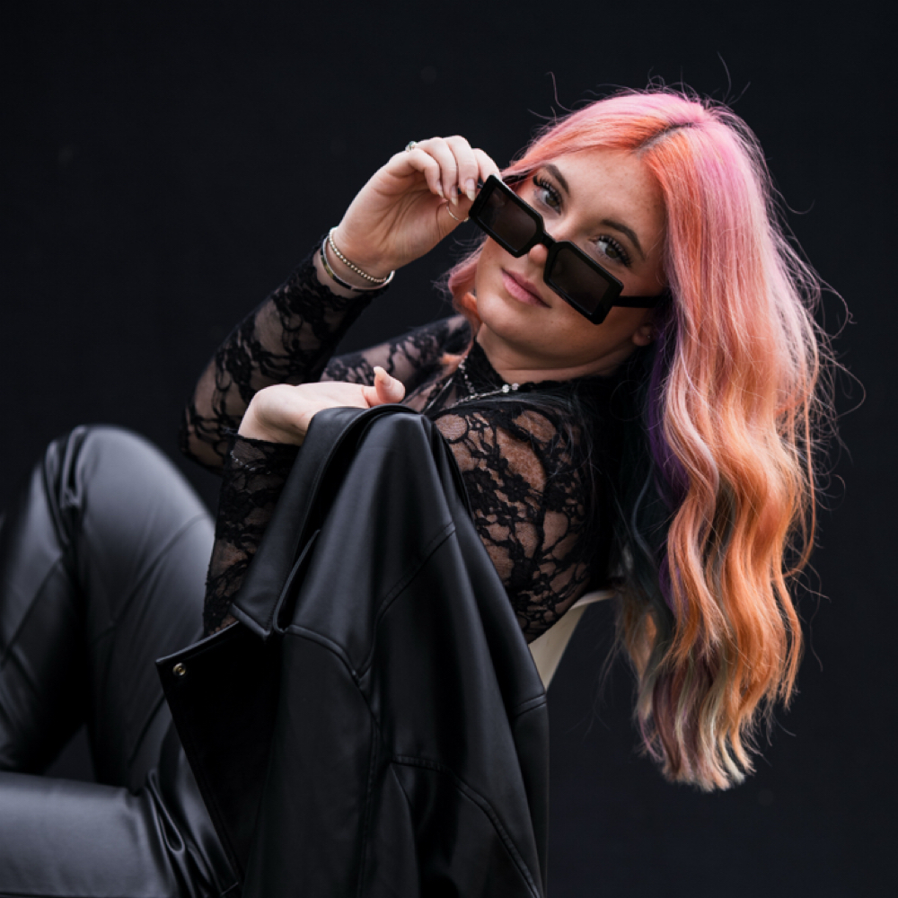 Samantha Swift at The Craft A Mane Artery in danville, IL