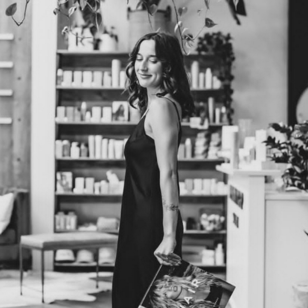 Dani Evans at Lumière Salon Atelier in Medford, OR