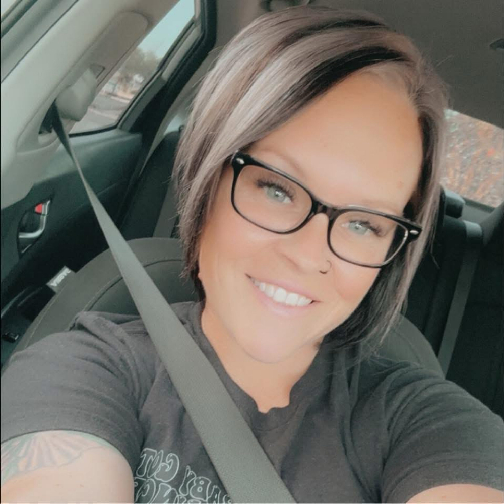 Jennifer Isbell at Glitter & Grunge Studio in Mont Belvieu, TX