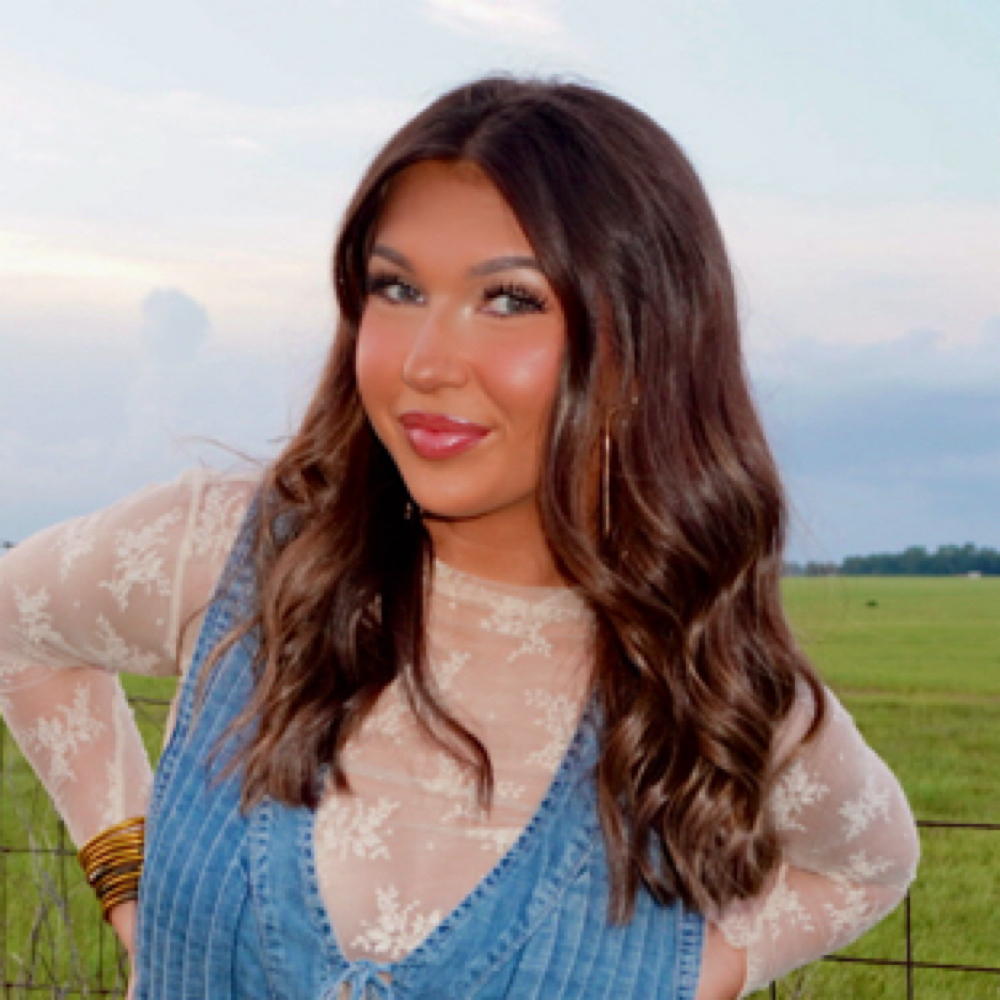 Isabella Durden at Kendra K. Beauty in Crestview, FL