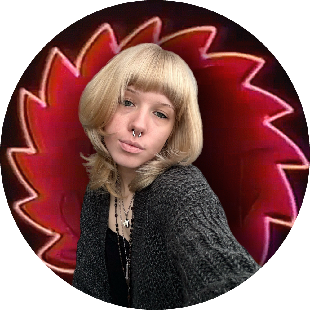 Nicole Jastrebova at SALON RENEGADE in Ridgefield Park, NJ